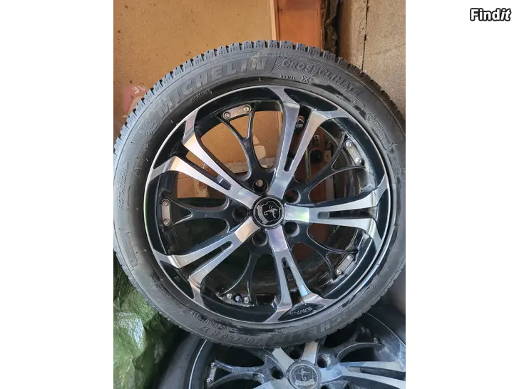 Myydään 4 st aluminiumfälgar