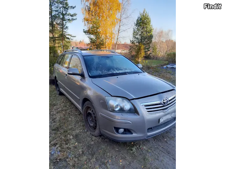 Säljes Avensis