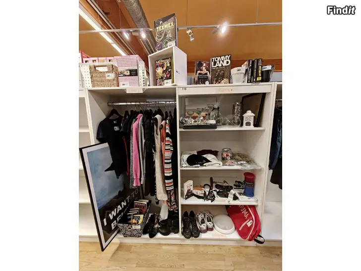 Myydään COMBO Loppis-bord 116