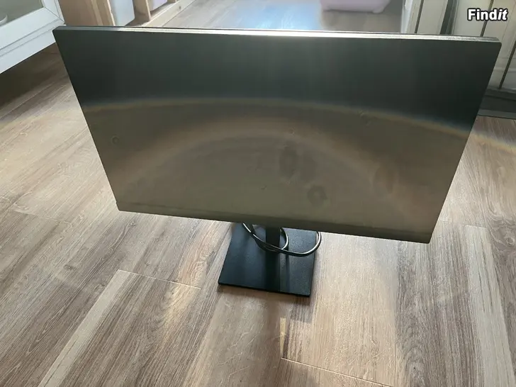 Myydään HP Datorskärm