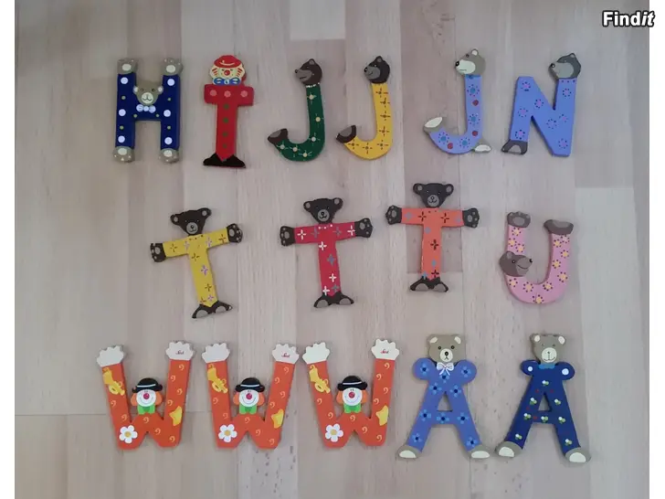 Myydään Puukirjaimet - puiset kirjaimet 50c - 1e /kpl