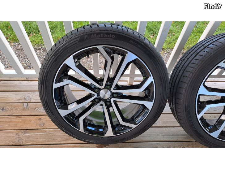 Myydään Volvo S90 V90 alle 2tkm ajetut 19 renkaat ja vanteet