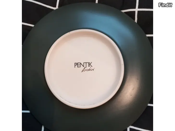 Myydään Pentik tarjoilulautanen
