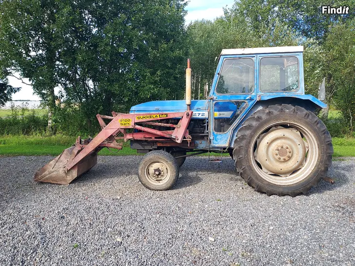 Säljes Traktor, Leyland 272