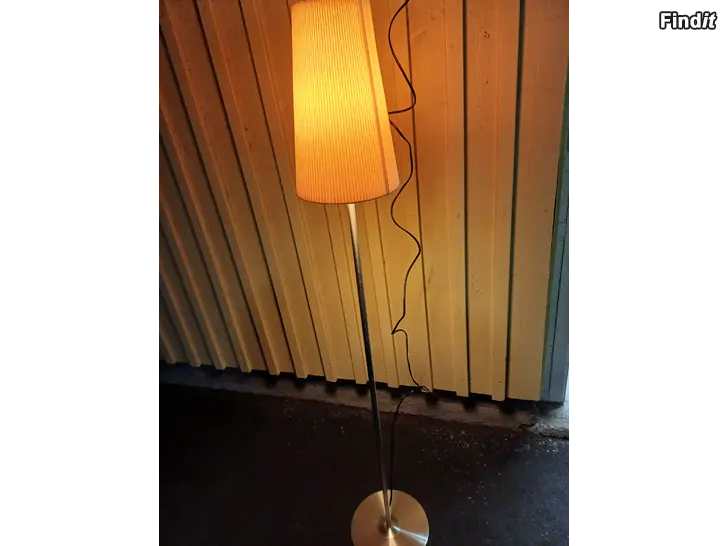 Säljes Lampa