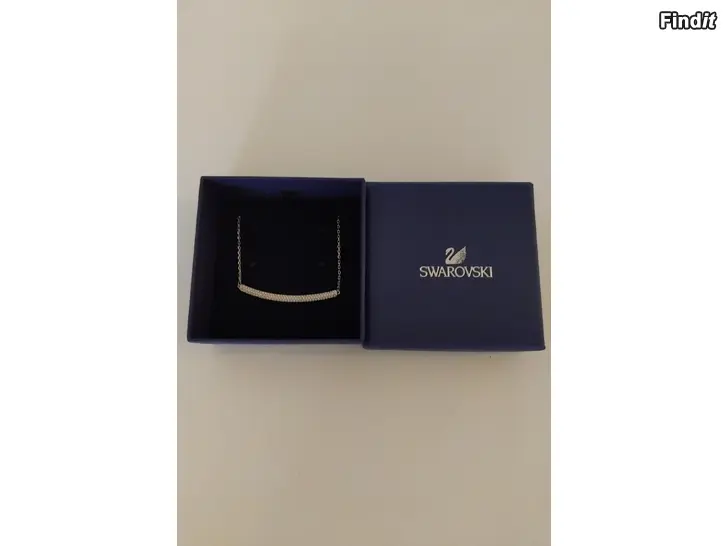 Säljes Swarovski Stone kaulakoru