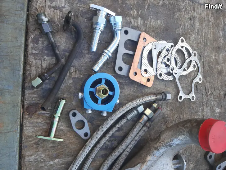 Myydään Turbo delar...cooler,öljeslangar,nippor allt bort