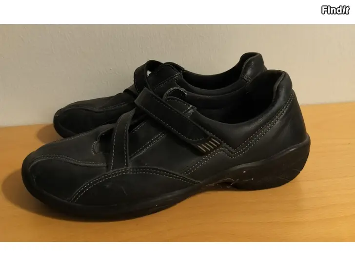 Säljes Sievi kengät naisten lautaset matceramica