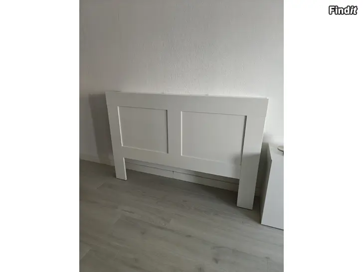 Säljes IKEA - BRIMNES sänggavel