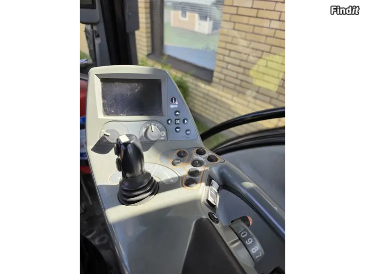 Myydään Valtra N142