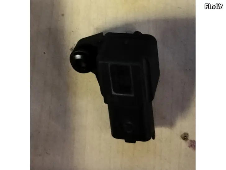 Myydään Ahtopaineanturi