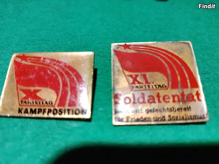 Myydään DDR-sotilaan kunniamerkit