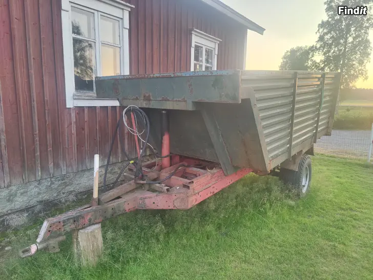 Myydään Traktor vagnen