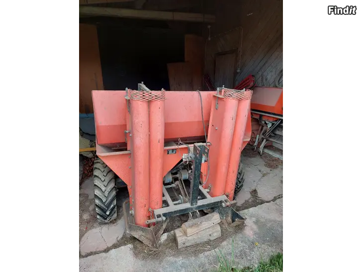 Säljes Potatissättare Eho 242