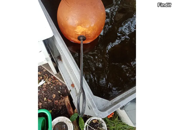 Myydään Venepoiju