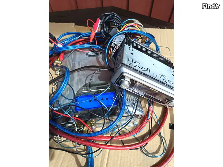 Myydään Subwooter kaiutin 12 tuuman autostereo