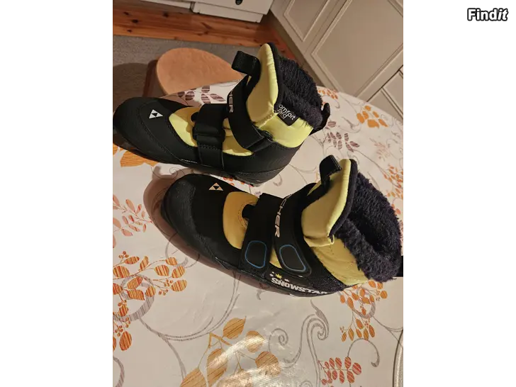 Säljes Fischer lasten hiihtomonot