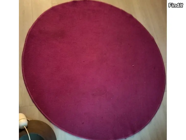 Myydään 70 lukun lamppu pyöreä matto