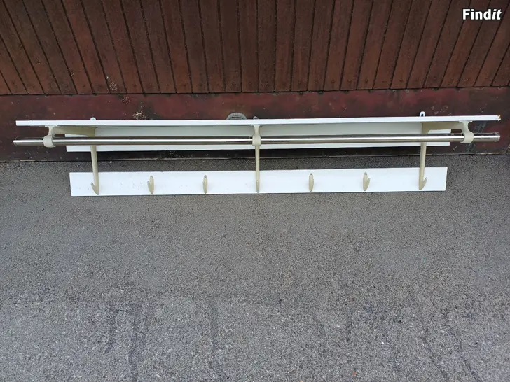 Säljes Hatthylla
