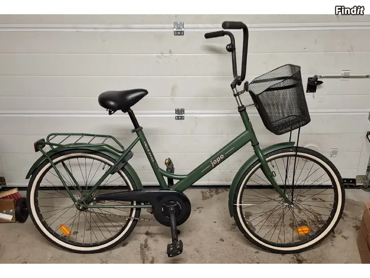 Myydään Tummanvihreä Jopo