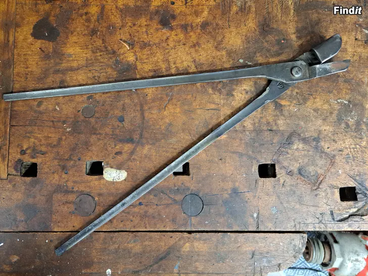 Säljes Smidestång för knivblad
