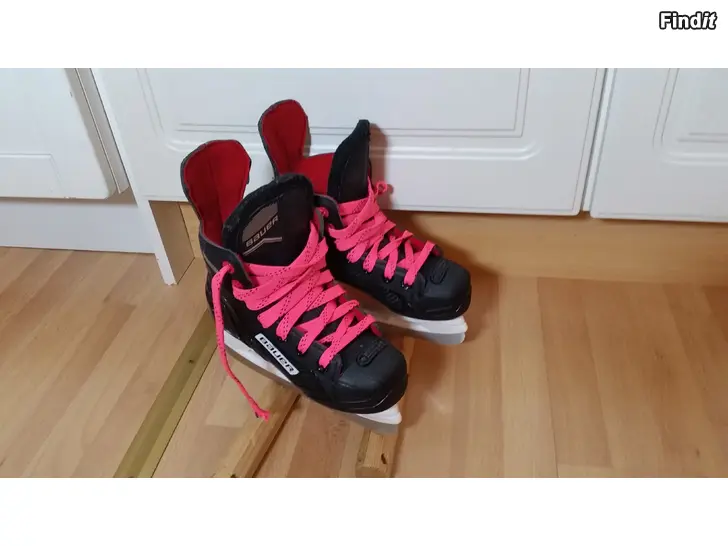 Myydään Bauer Pro Skate Jr luistimet 15e