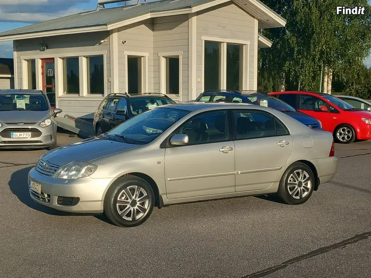 Myydään Toyota Corolla 1.4 VVT-i Bensa AC 4-ov