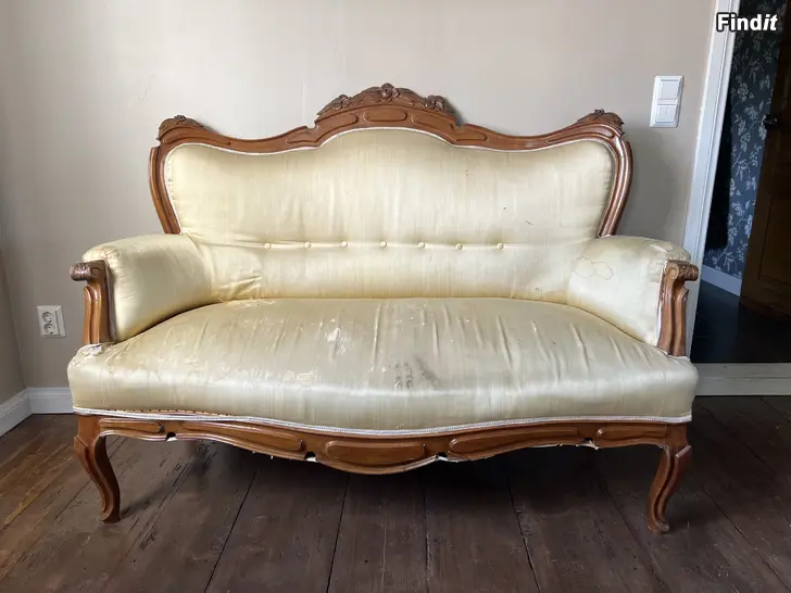 Säljes Soffa i rokoko-stil