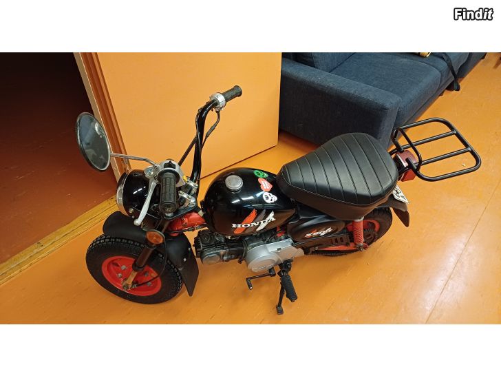 Myydään Honda monkey 1992