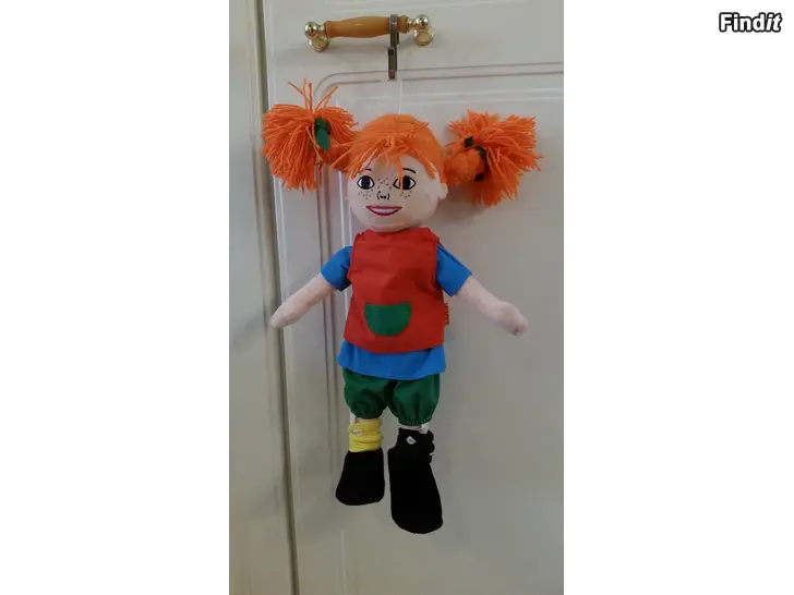 Myydään Peppi Pitkätossu pehmolelu 30cm  -12e