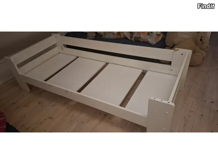 Säljes Säng 80x200