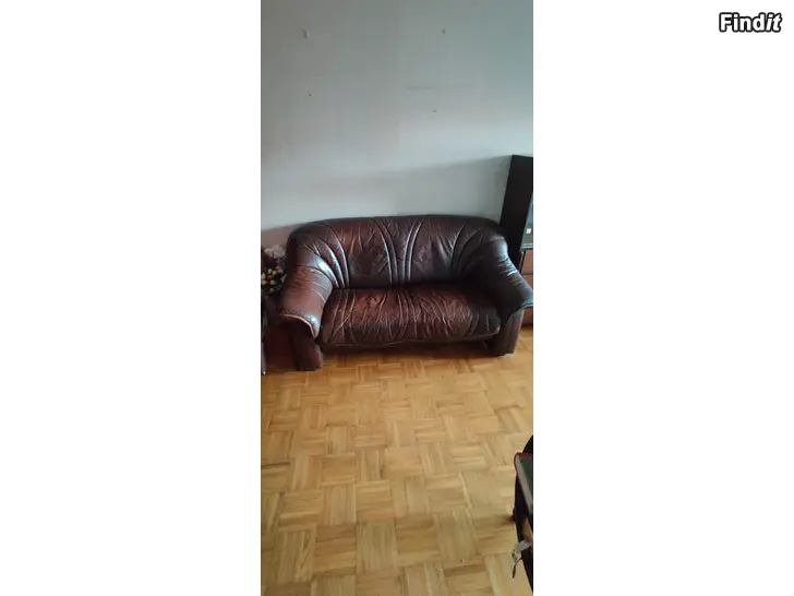 Myydään Nahkasohvat