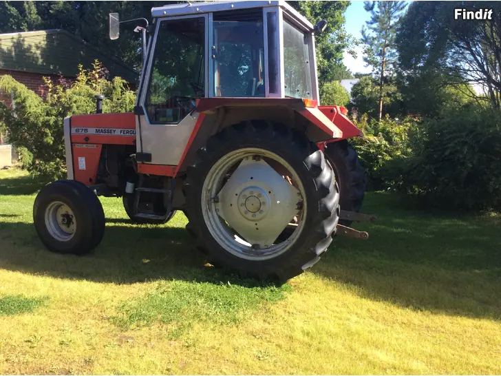 Myydään Massey Ferguson 675