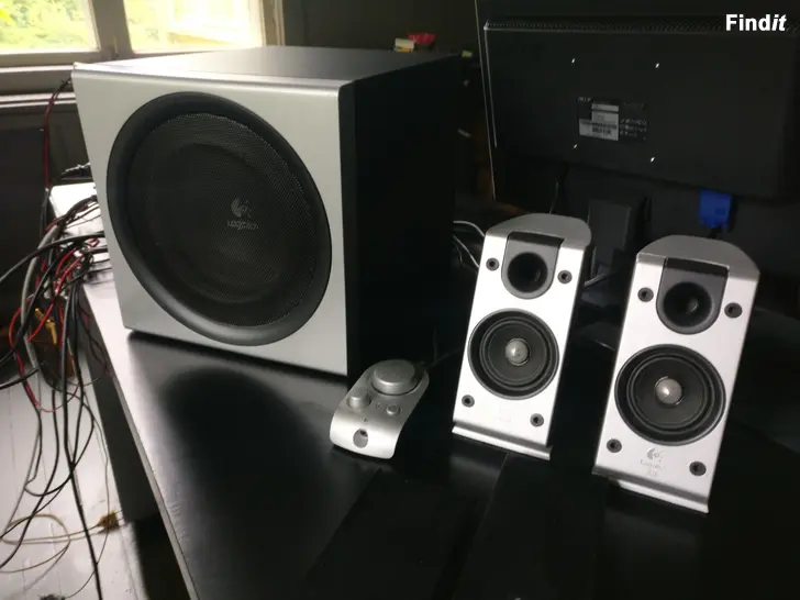 Säljes Logitech Z-2300 seriöst THX certifierat 2.1 system med samlarstatus