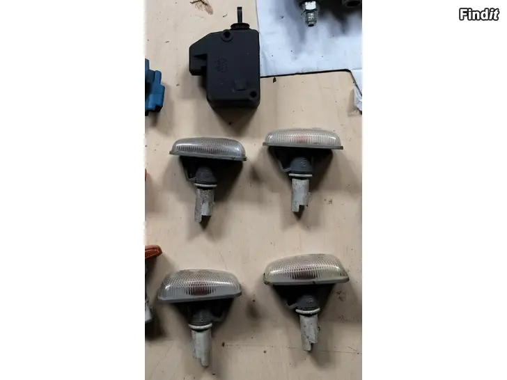 Myydään Vilkkut keskuslukitus moottori