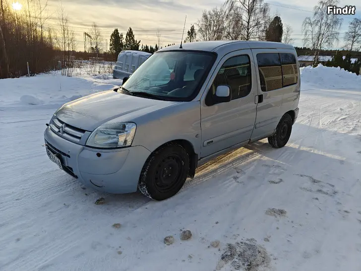 Myydään Citroen Berlingo