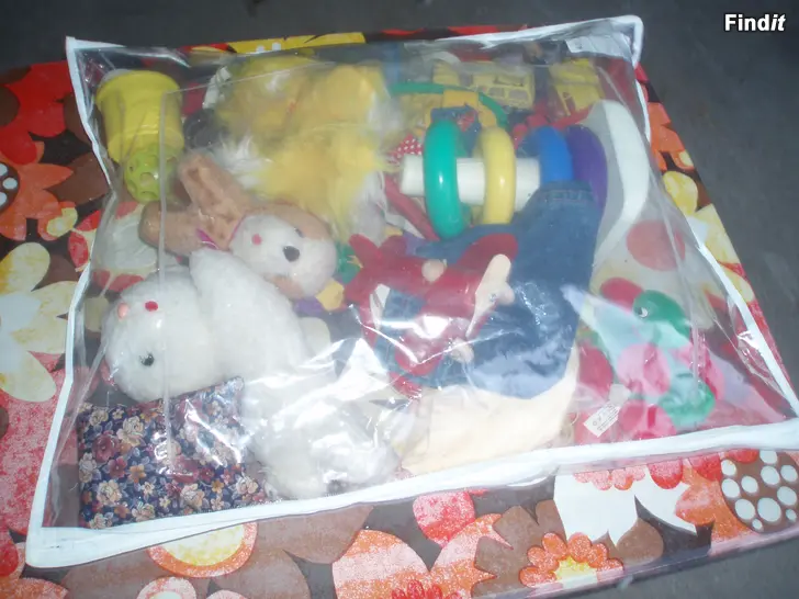 Myydään Leikkikaluja