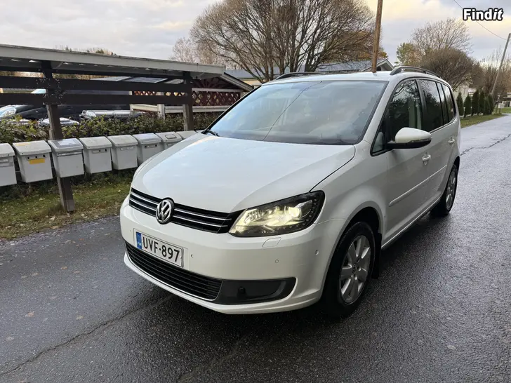 Säljes VW Touran 1.6 TDI DSG 7-sitsig  Webasto  Ny koppling och svänghjul