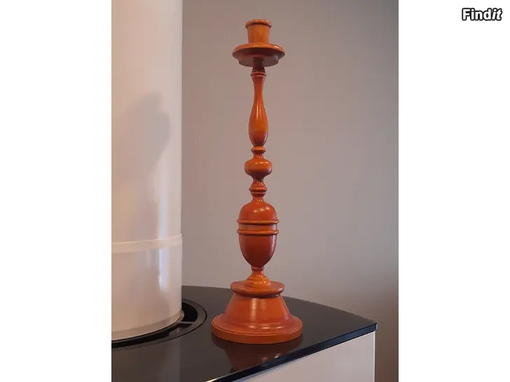 Säljes Kalevala ljusstake