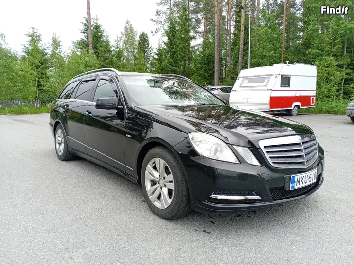 Myydään Juuri leimattu 2012vm e200