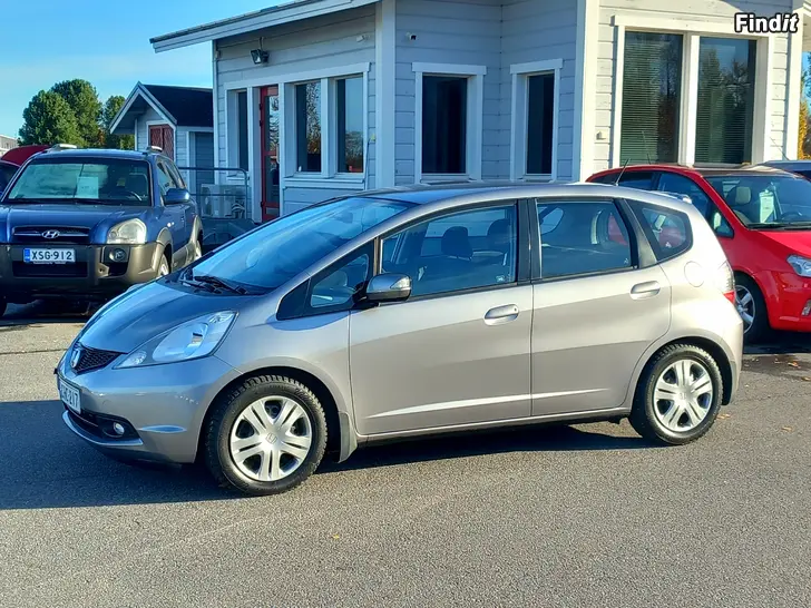 Myydään Honda Jazz 1.4 Bensa Autom.5-ov