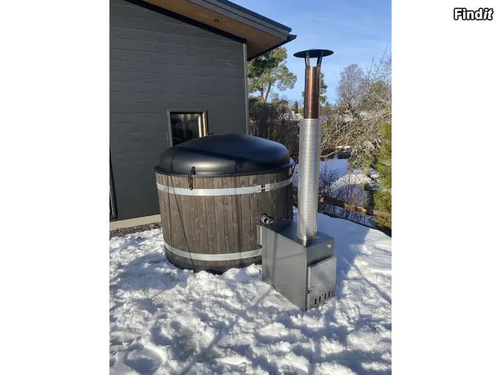 Säljes Badtunna med lock