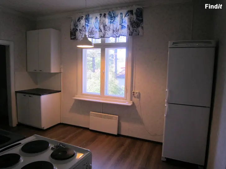 Uthyres Uthyres 1r+k+alkov, ca 40 m2