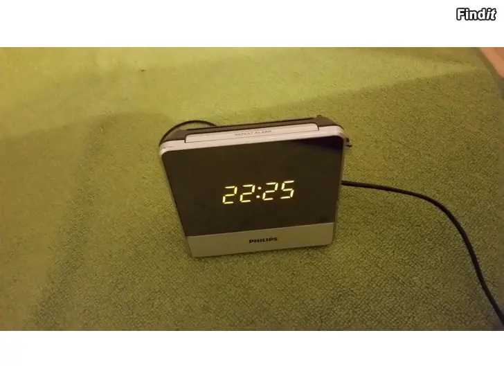Myydään PHILIPS kelloradio Model AJ3231-12  -hinta 10e