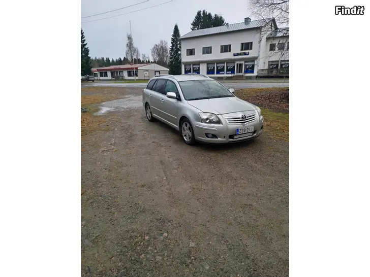 Myydään Toyota avensis 2.2d4d