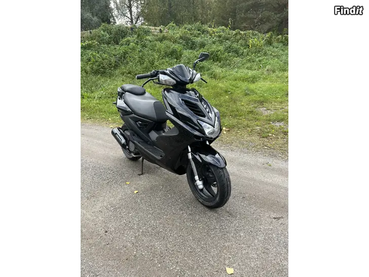 Säljes Yamaha aerox 4T 2014
