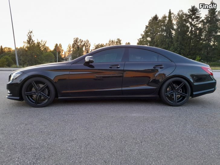 Myydään Mercedes Benz CLS 350 cdi 4matic AMG-styling