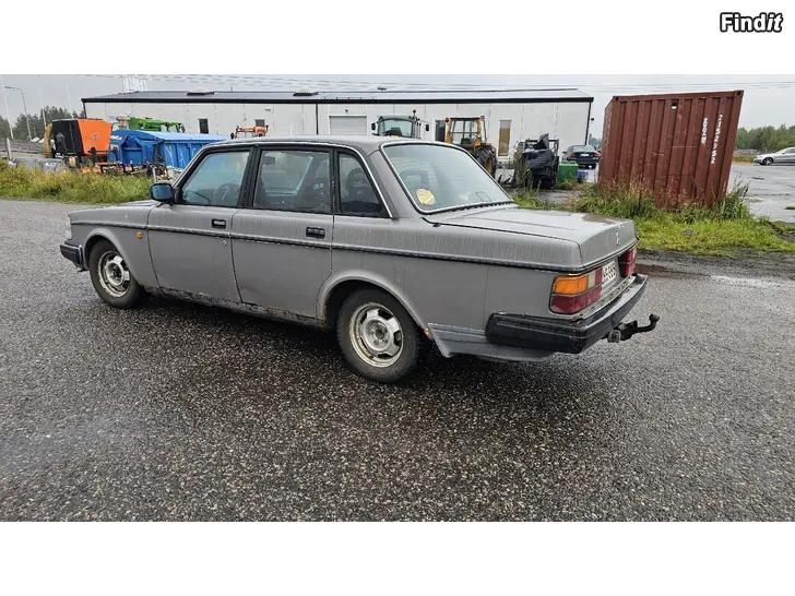 Säljes Volvo 240 2.0 bensin