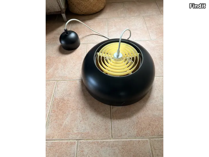 Säljes Ikea Nymåne taklampa