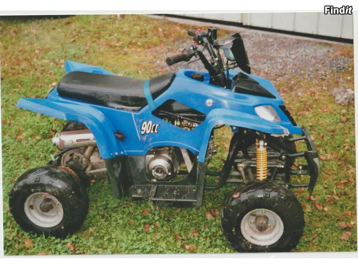 Säljes Fyrhjuling 90 cc